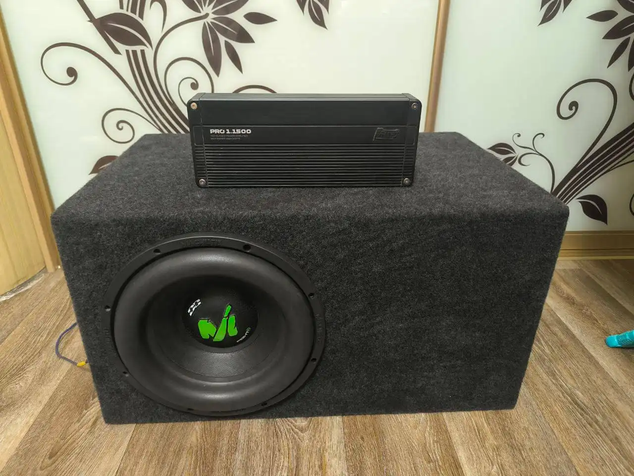 Продажа сабвуфера DeafBounce Fight R с усилителем АМР - Автозвук (Электроника) в Киров