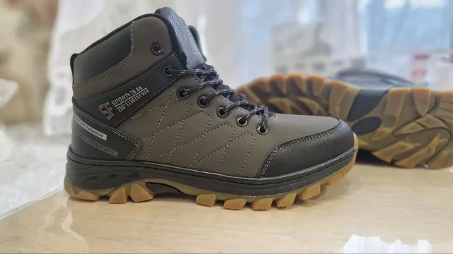 Мужские зимние кроссовки в наличии - частное объявление в Казань