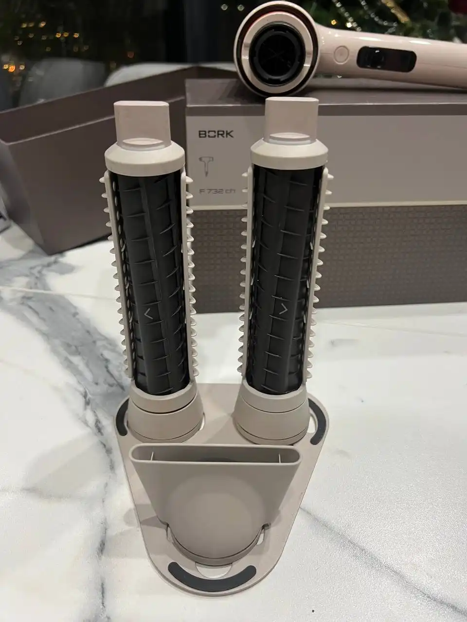 Продам фен-стайлер Bork