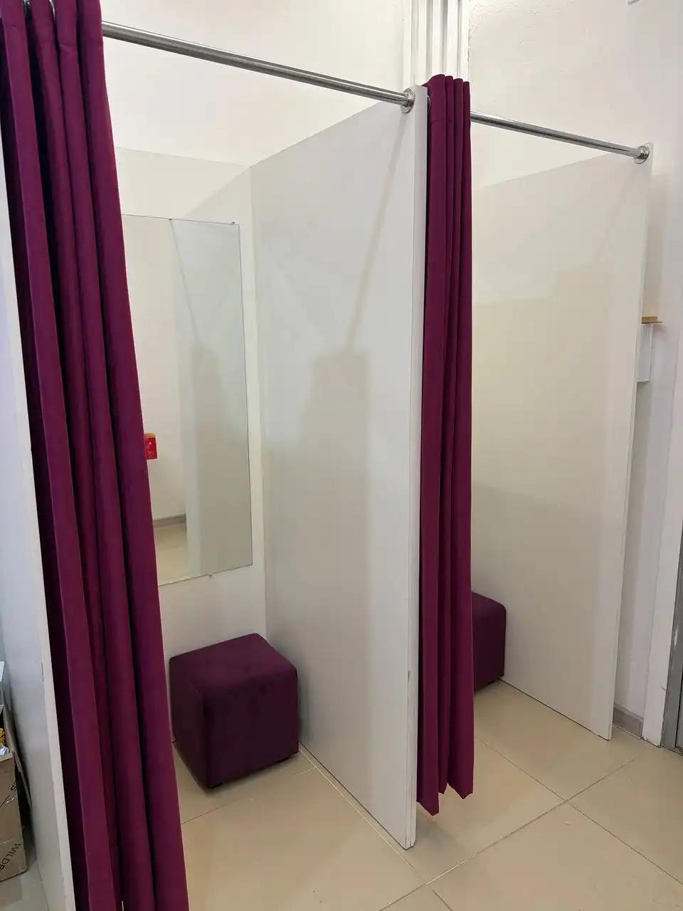 Продажа 2 примерочных