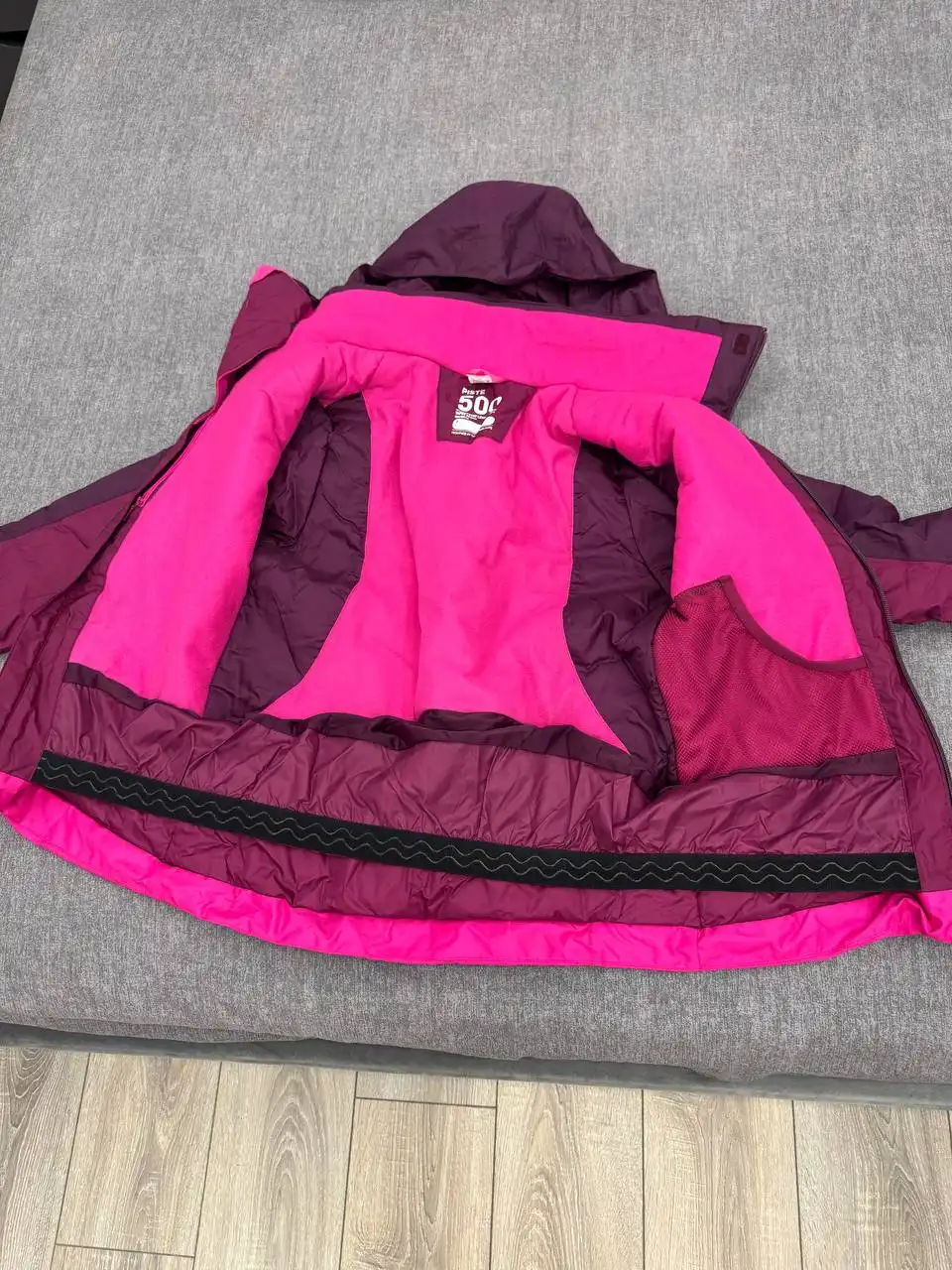 Горнолыжный зимний костюм с аксессуарами - Спортивная одежда (Одежда) в Казань