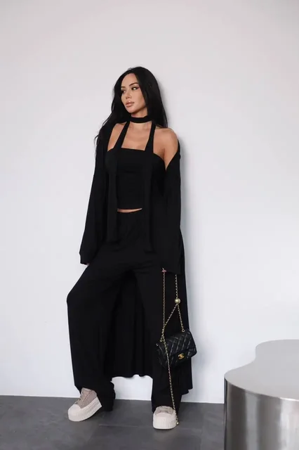 Тройка размеры SML - Женская в Москва