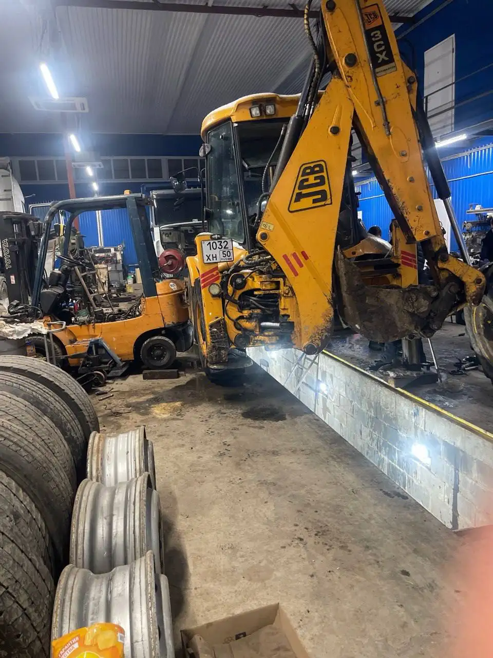 Ремонт грузовиков и автоэлектрика в Москве - Авторемонт (Услуги) в Москва