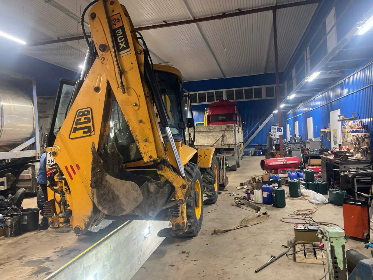 Ремонт грузовиков и автоэлектрика в Москве - Авторемонт (Услуги) в Москва