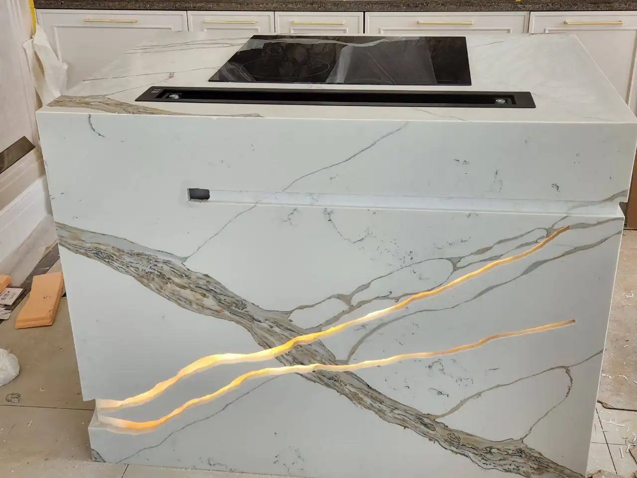 Изделия из акрилового камня и кварцевого агломерата от фабрики