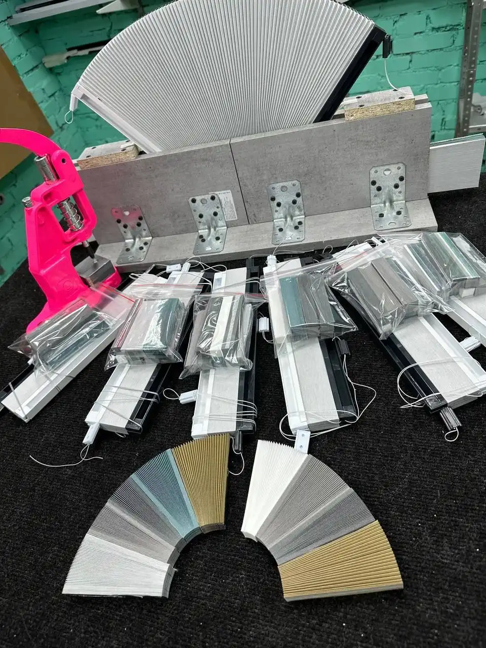 Ремонт окон и установка москитных сеток