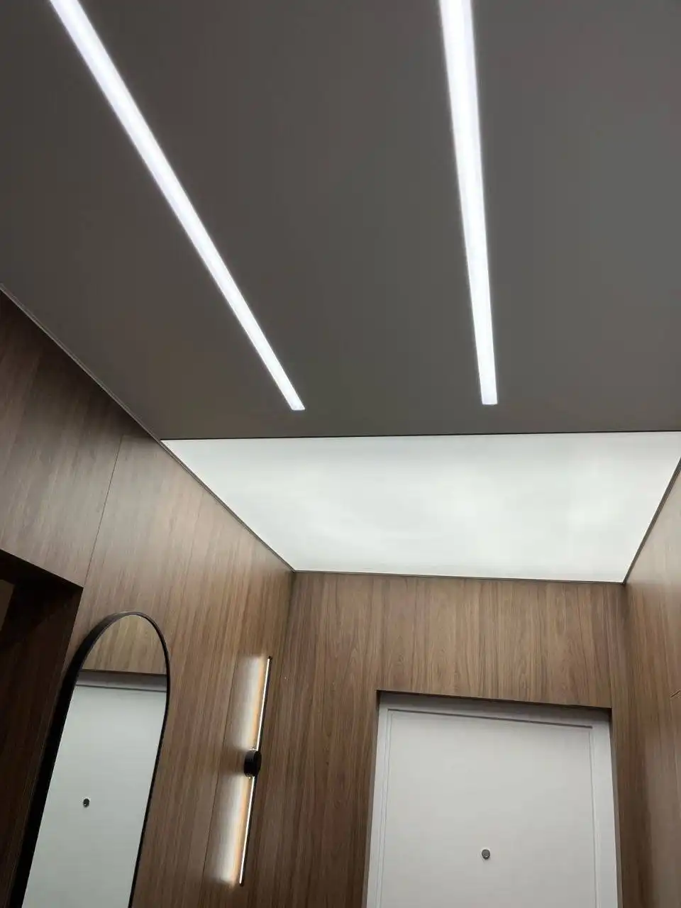 Монтаж натяжных потолков с дизайном и освещением