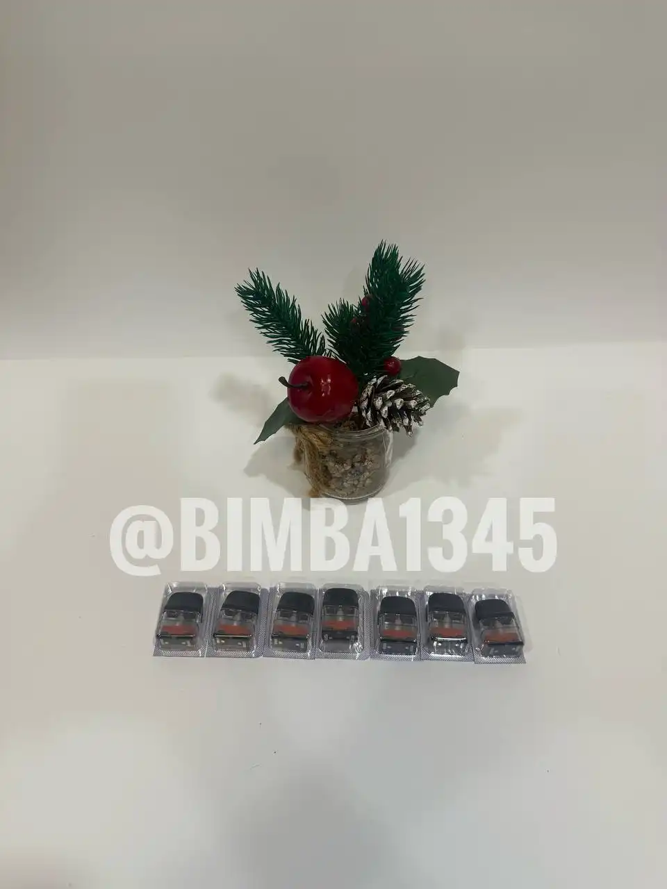 Продам товар на фото в универмаге