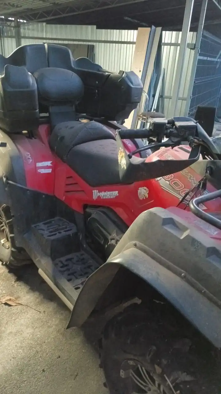 Продаётся квадроцикл CFMOTO X8