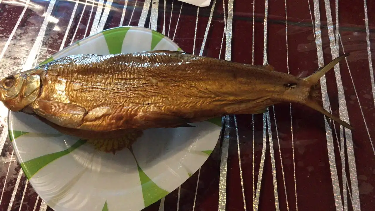 Рыбка Сиг Горячего Копчения