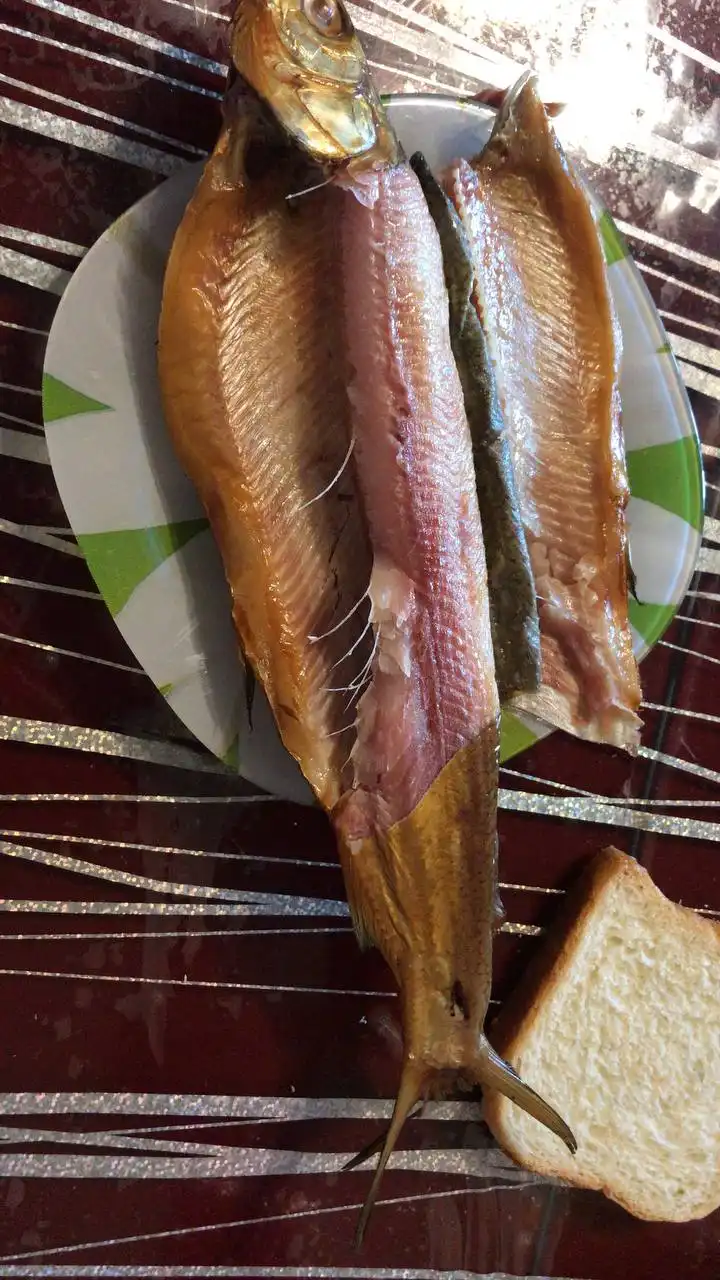 Рыбка Сиг Горячего Копчения