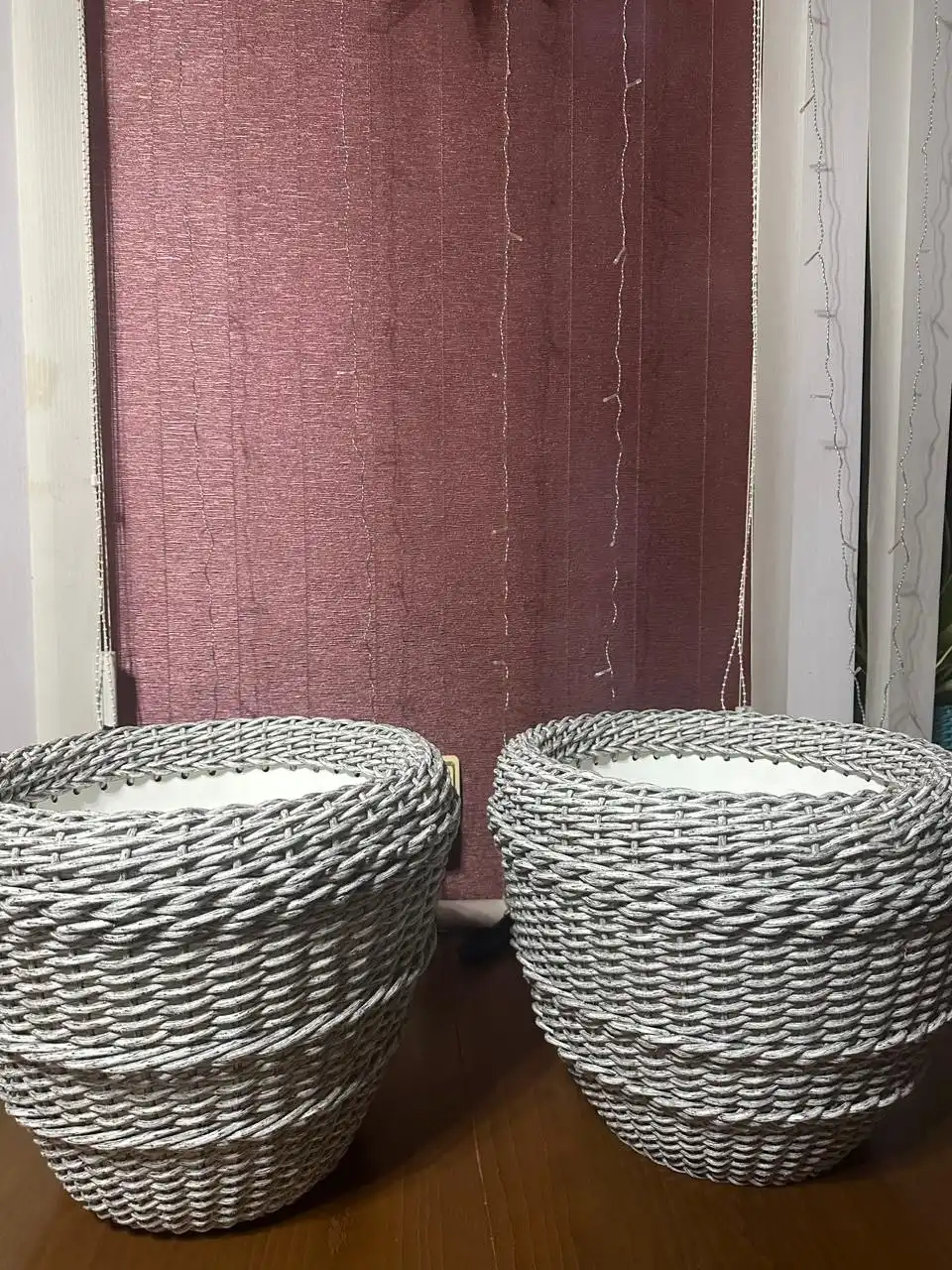 Продажа кашпо из ротанга разных объемов