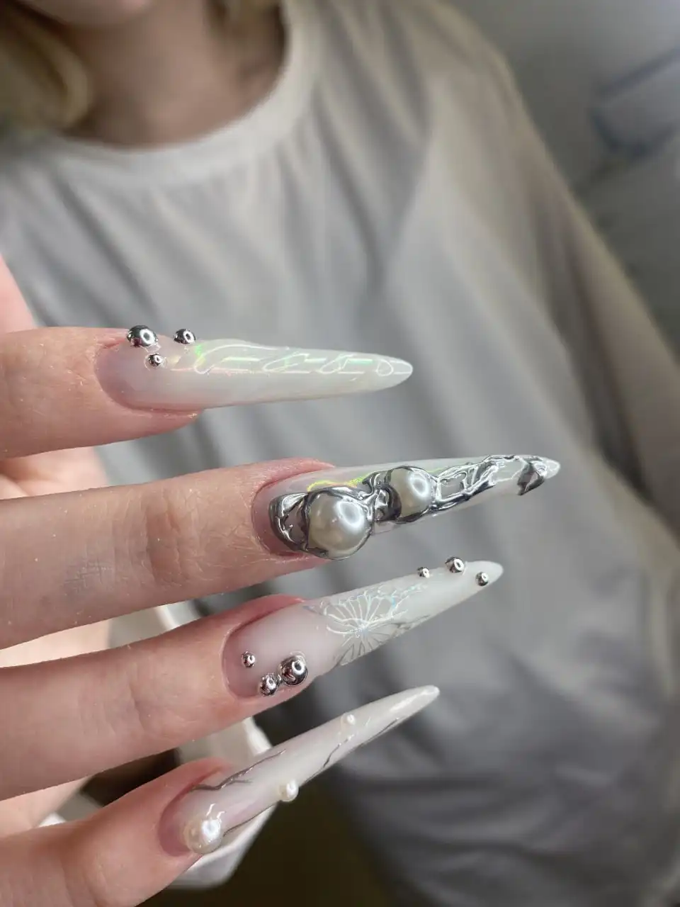 Креативный маникюр с уникальными техниками