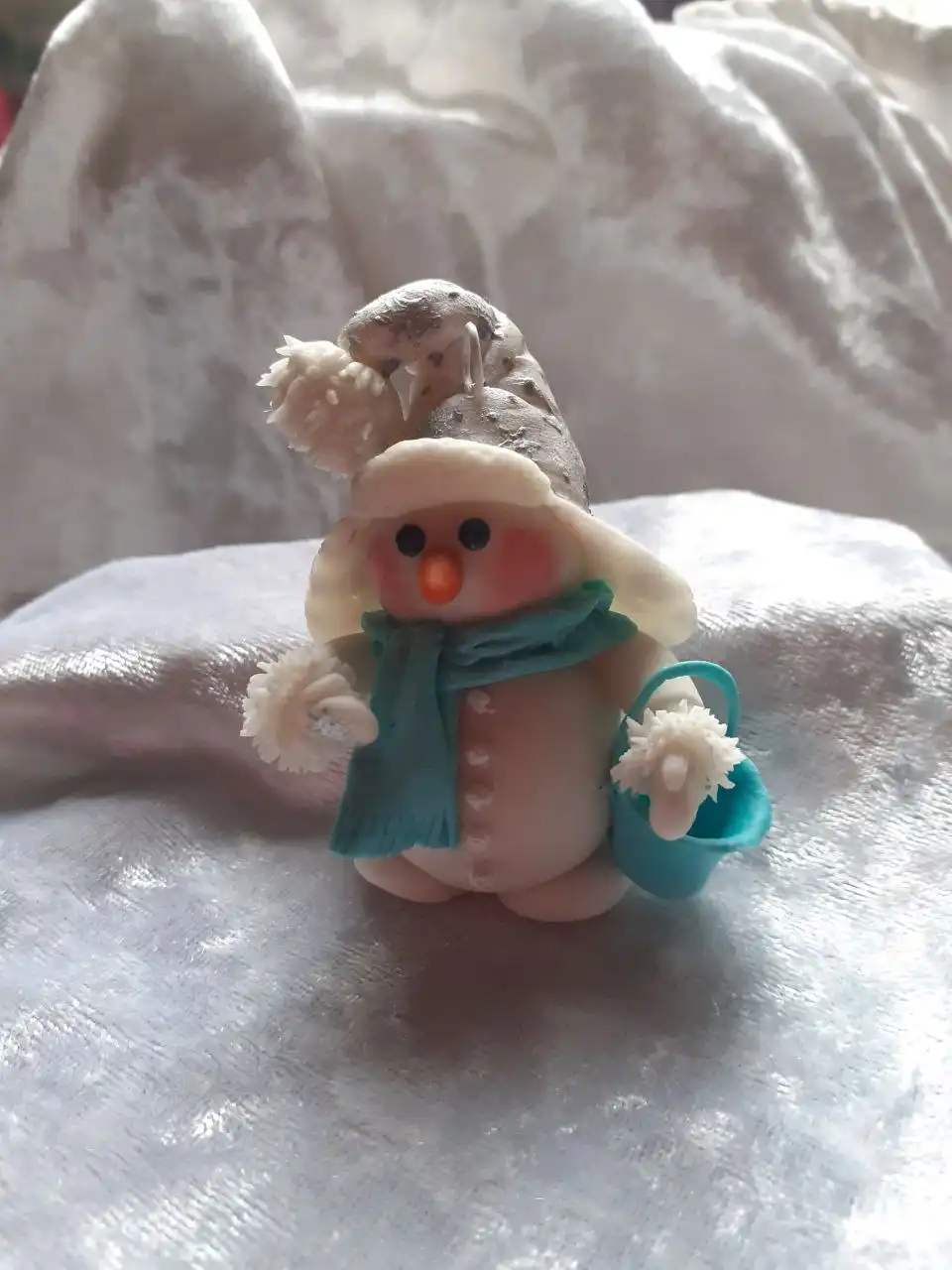 Новогодние игрушки и цветы ручной работы из холодного фарфора