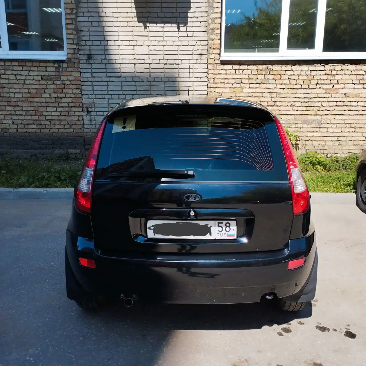 Продам Лада Калина 1.6 2013 года