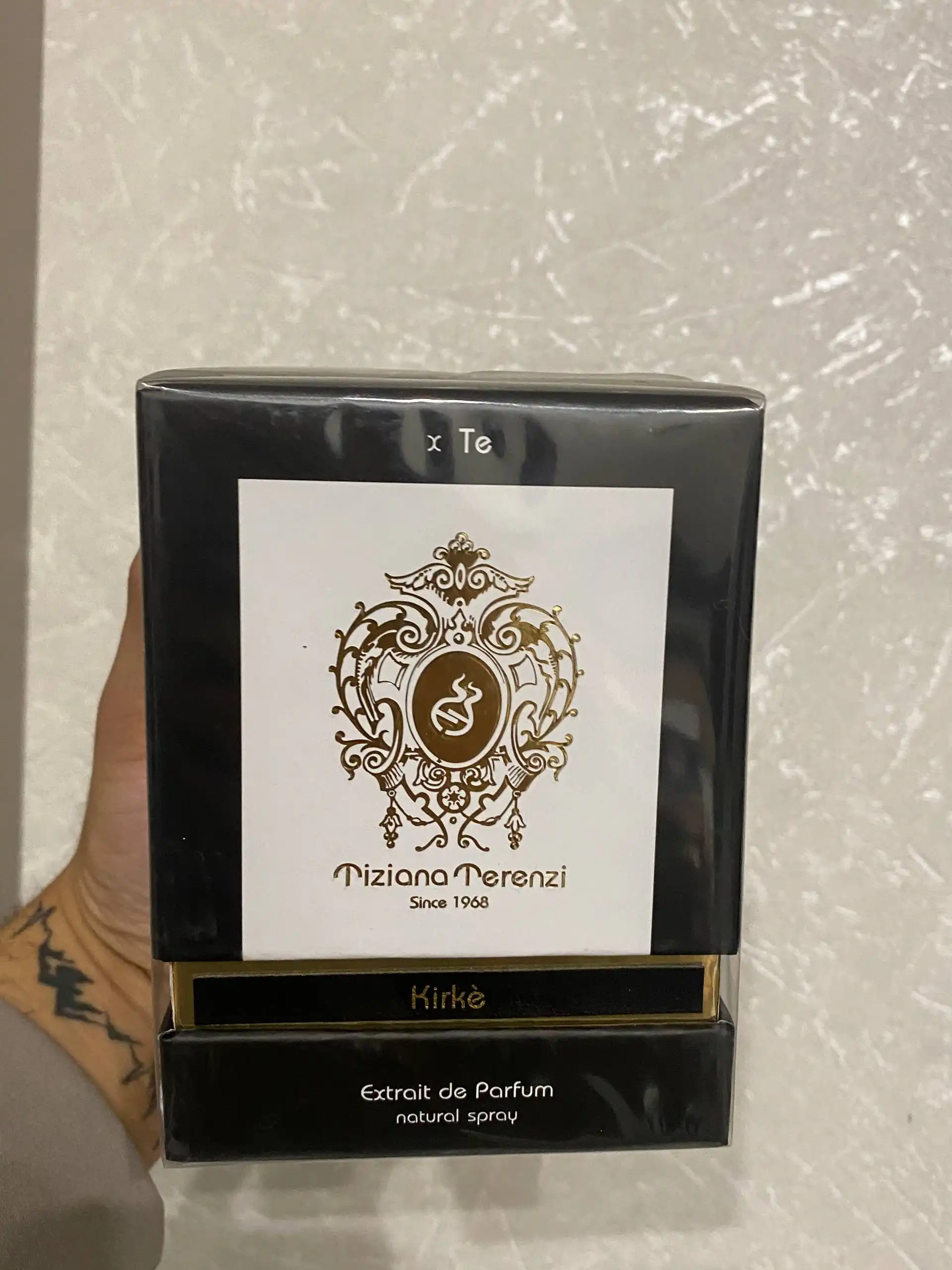 Продажа парфюмерии Trussardi, Xerjoff, Victoria's Secret