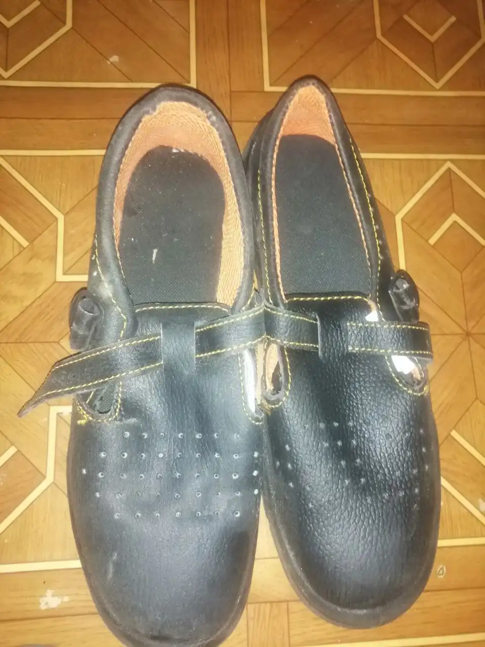 Продажа рабочих ботинок