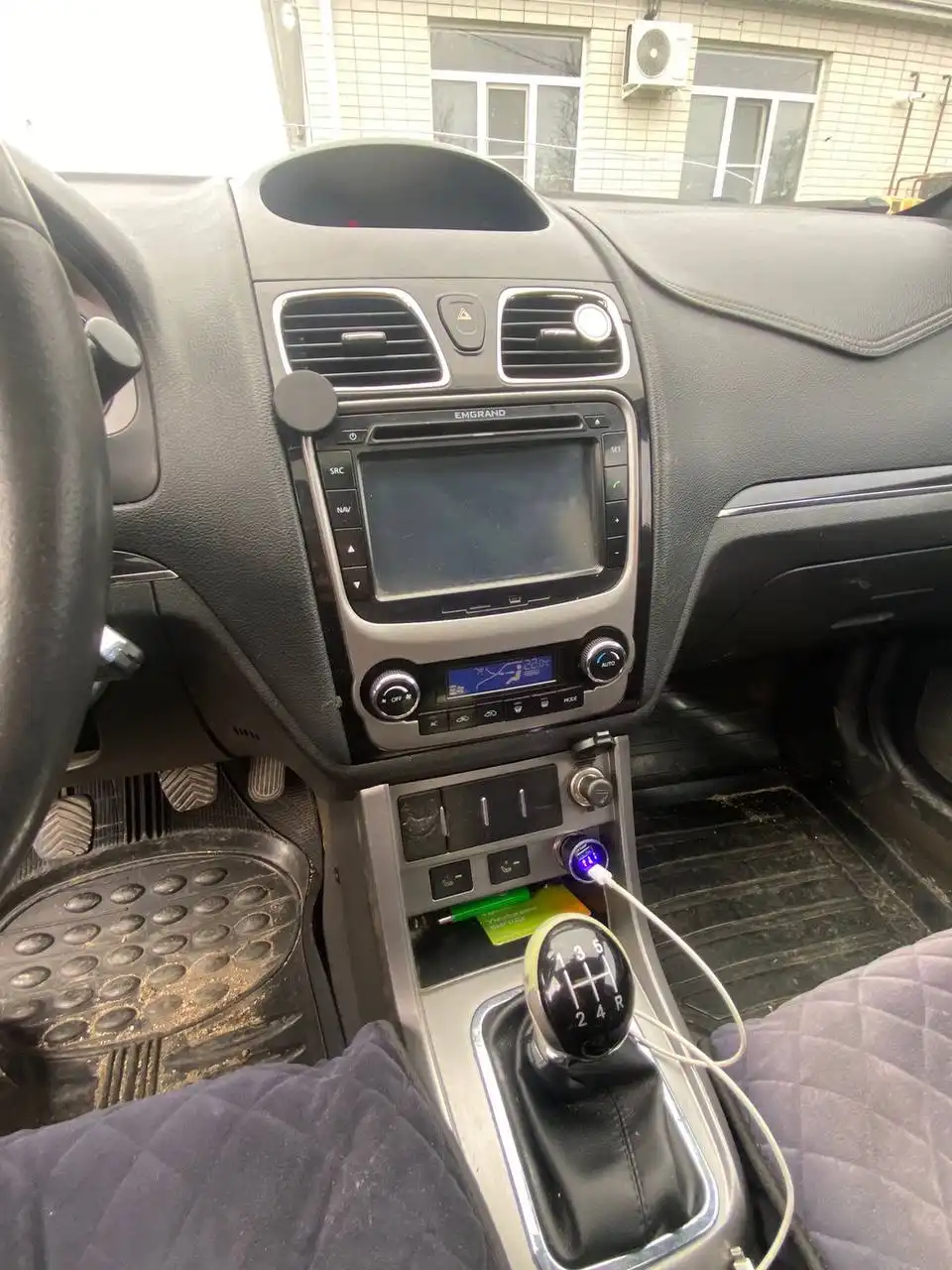 Джилли Мгранд 2012 года с ГБО и зимней резиной