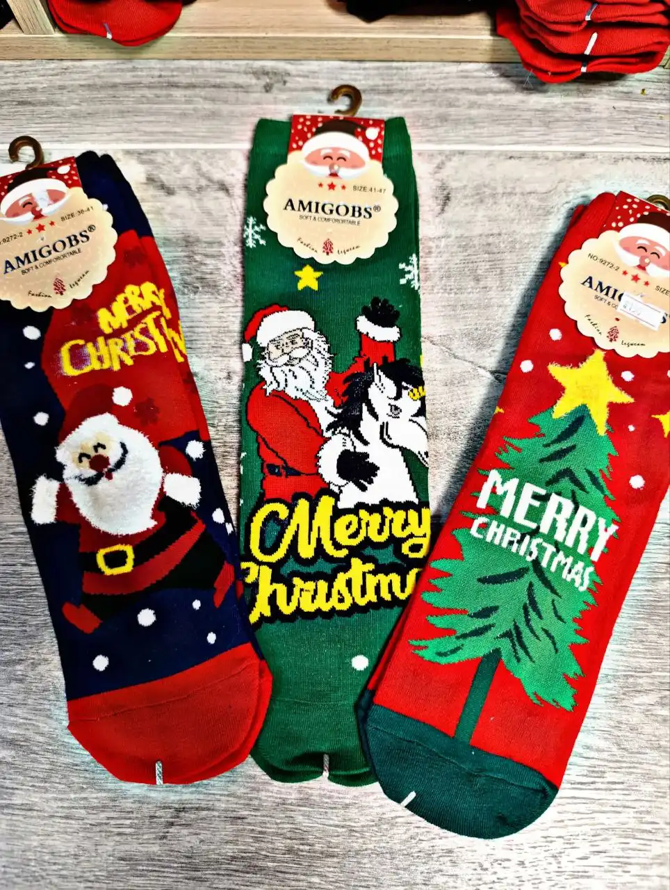 Новогодние подарки и аксессуары