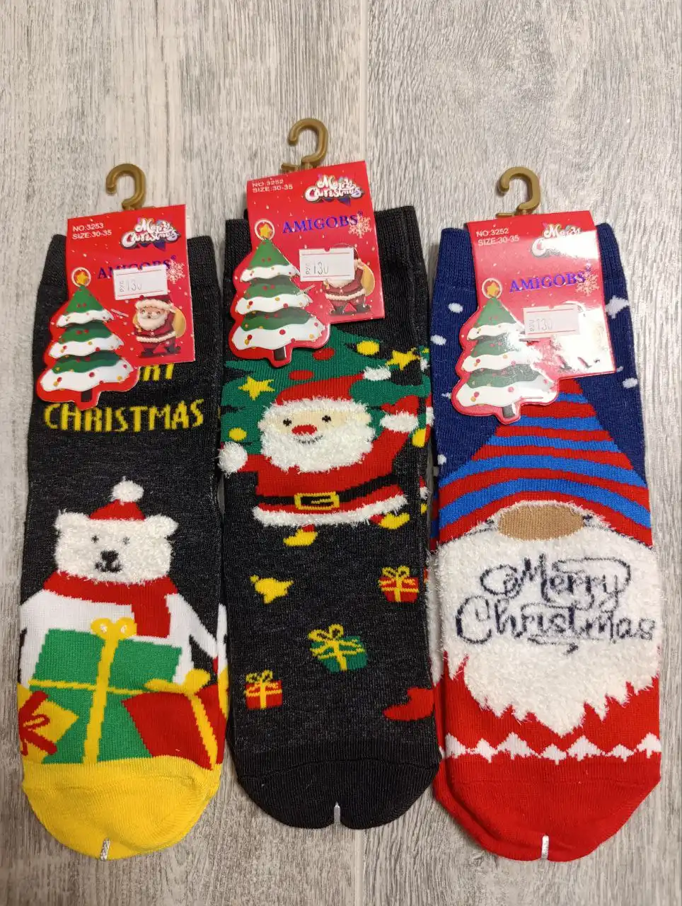 Новогодние носки разных размеров