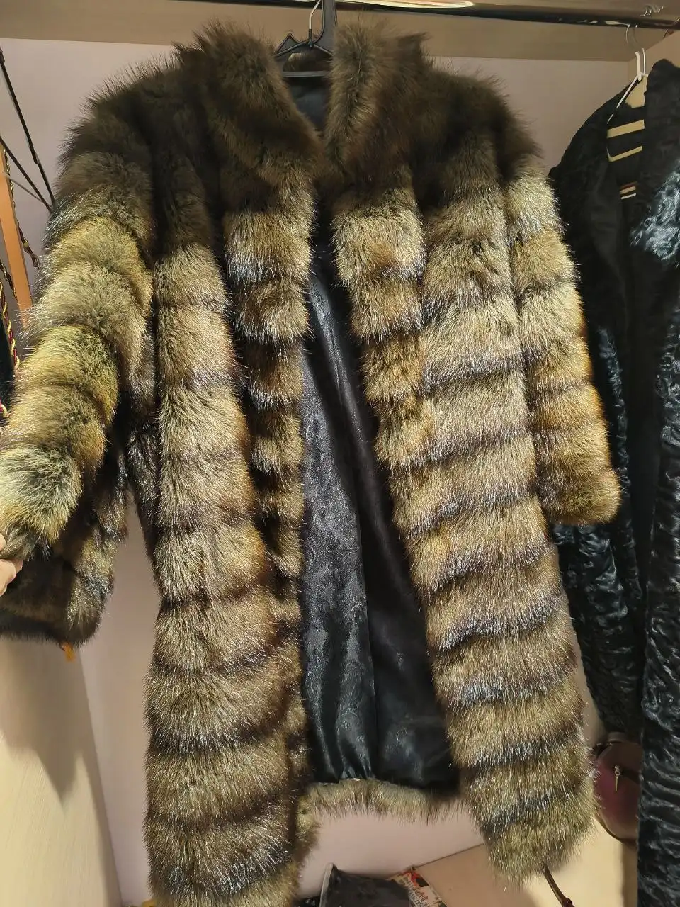 Продажа новых шуб