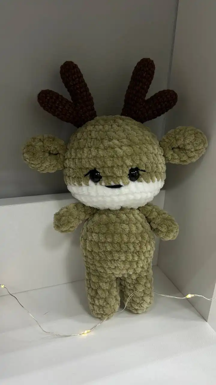 Вязаные игрушки ручной работы к Новому году