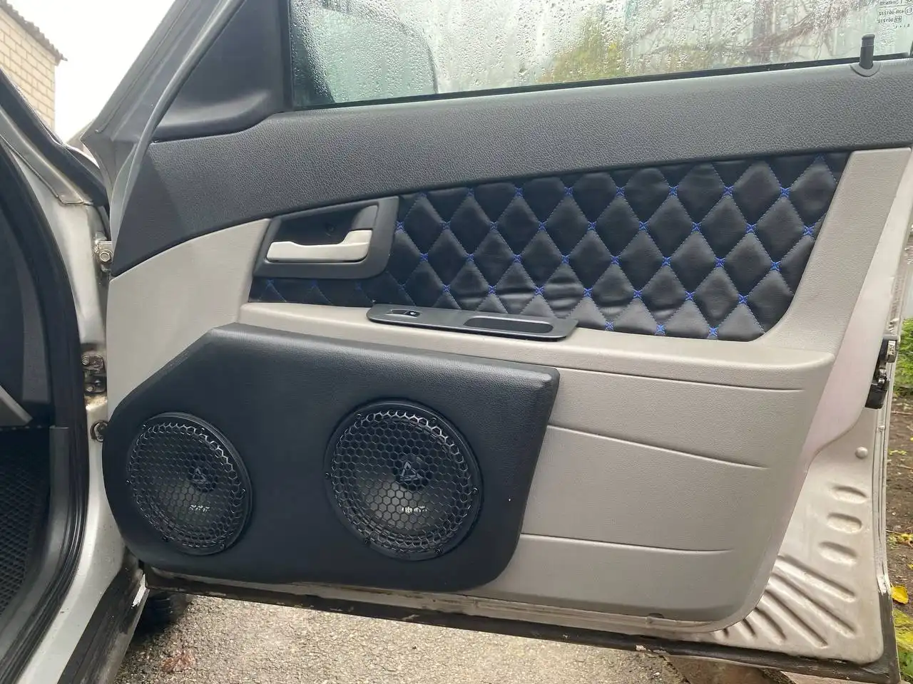 Дверные карты и подиумы для Приоры 1