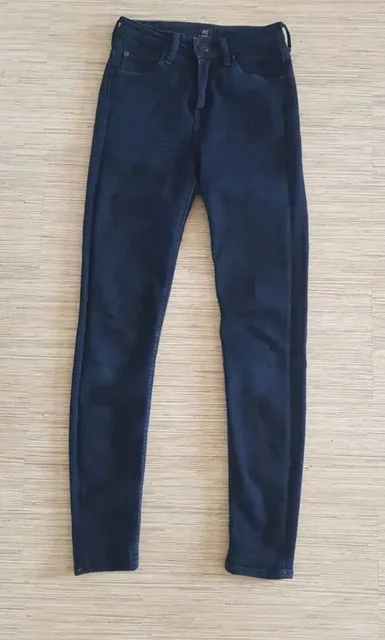 Продам женские джинсы Lee - Одежда в Ставрополь