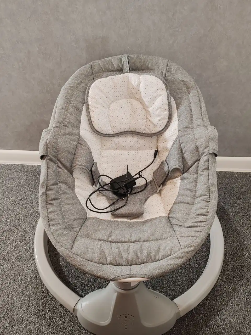 Продажа электрокачелей с пультом управления - Качели (Товары для детей) в Ставрополь