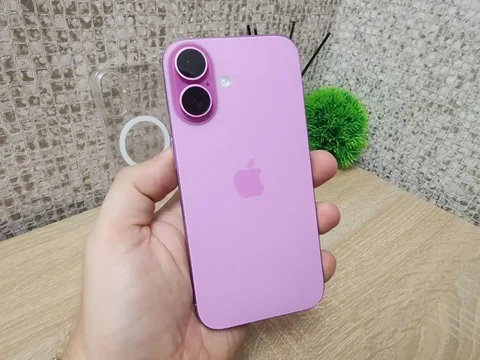 Iphone 16 256 Gb в идеальном состоянии - Ноутбуки в Ставрополь