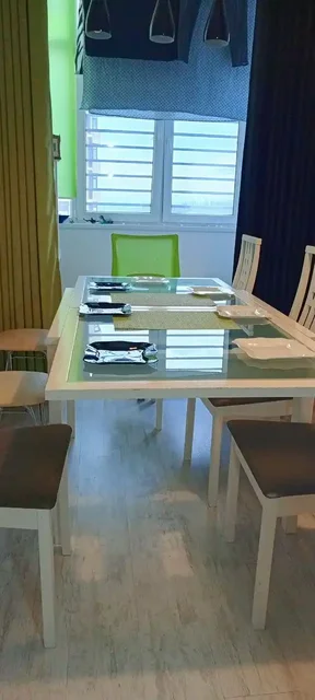 Продажа стола и 4 стульев - Встраиваемая техника в Ставрополь