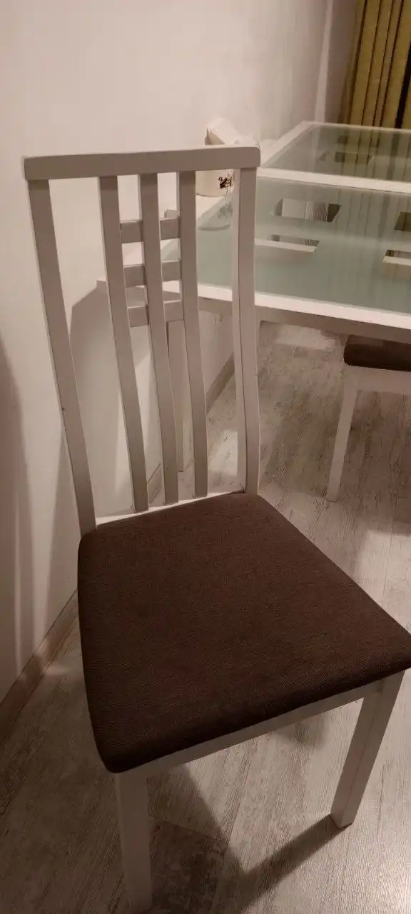 Продажа стола и 4 стульев - Мебель (Для дома и дачи) в Ставрополь