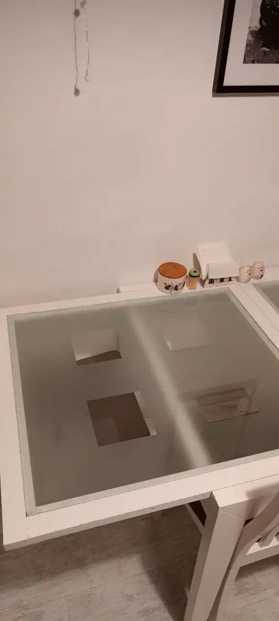 Продажа стола и 4 стульев - Мебель (Для дома и дачи) в Ставрополь