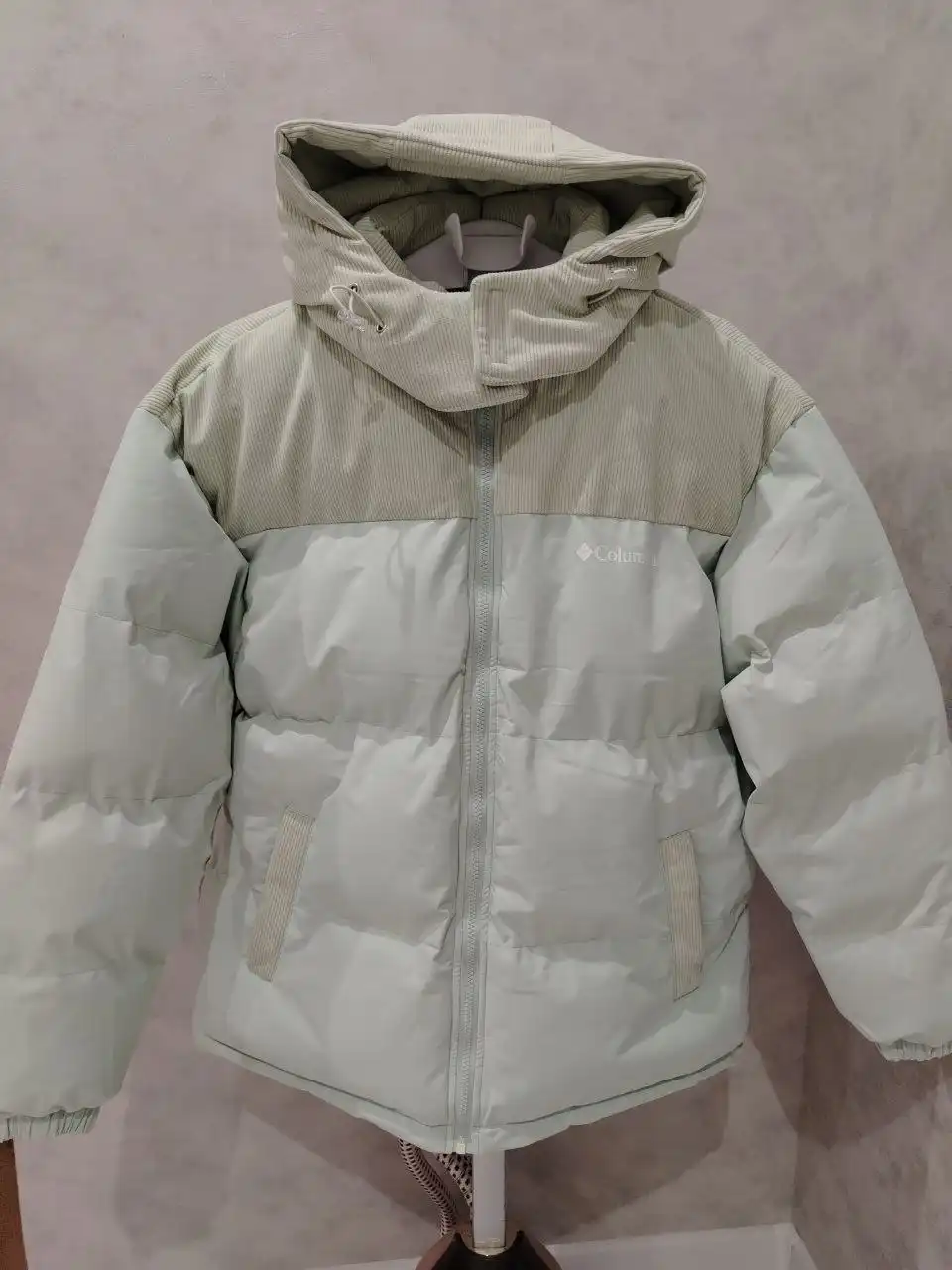 Куртка новая без бирки - Верхняя одежда (Одежда) в Ставрополь