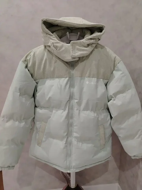 Куртка новая без бирки - Платья в Ставрополь