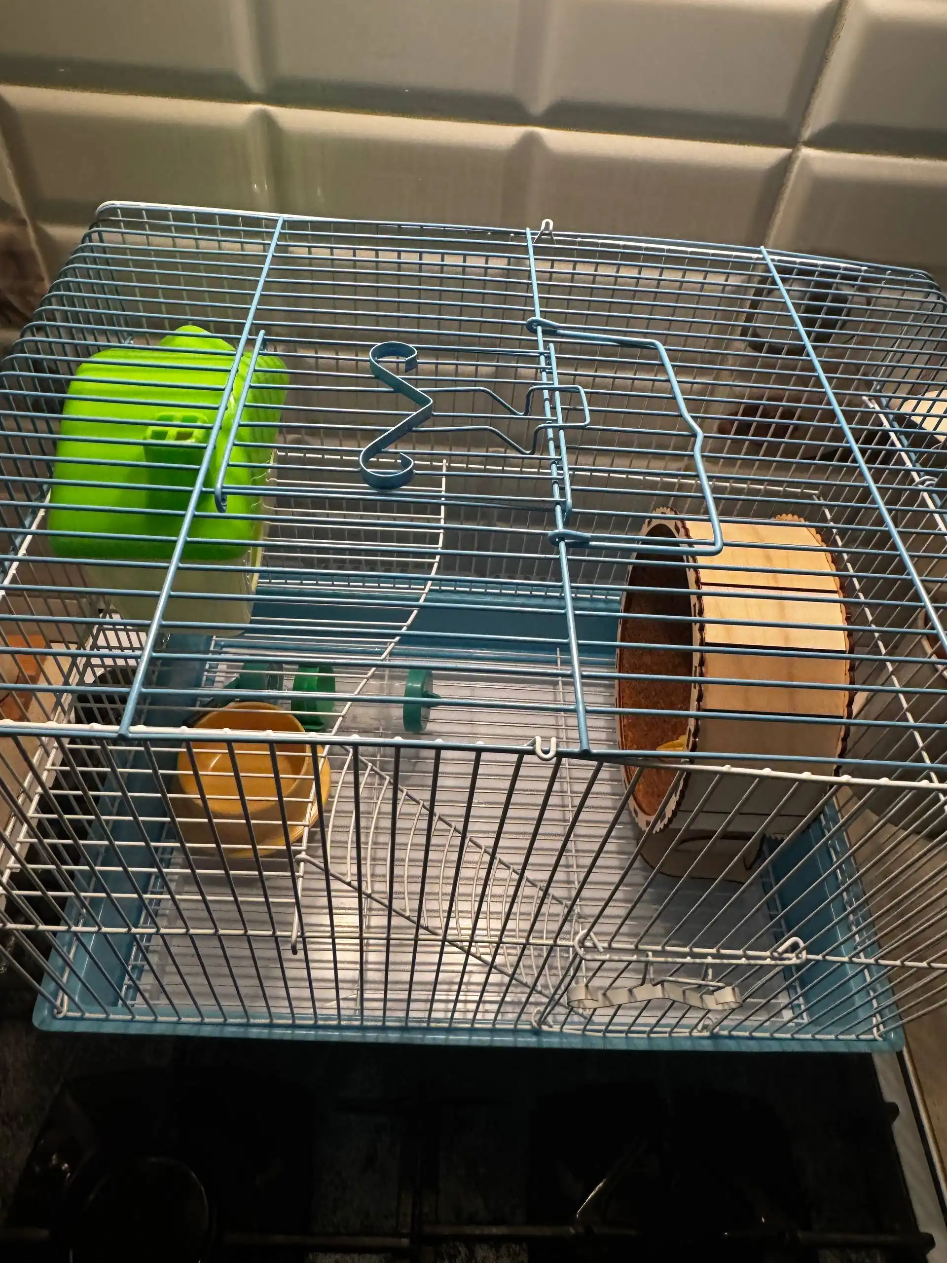 Двухэтажная клетка для грызунов с аксессуарами - Товары для животных (Животные) в Михайловск