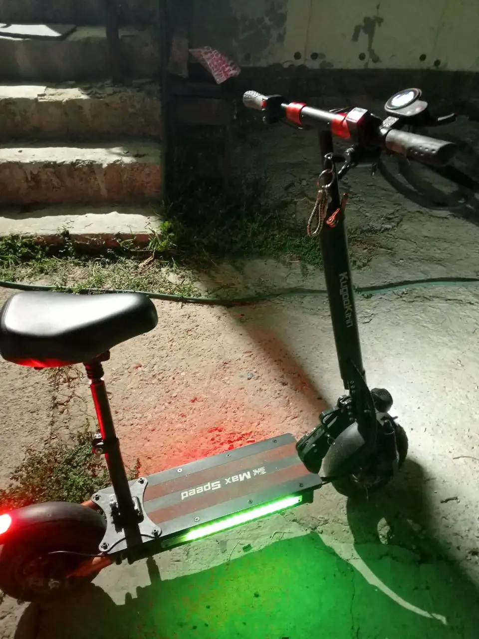 Продажа электросамоката в рабочем состоянии - Электросамокаты (Электроника) в Ставрополь