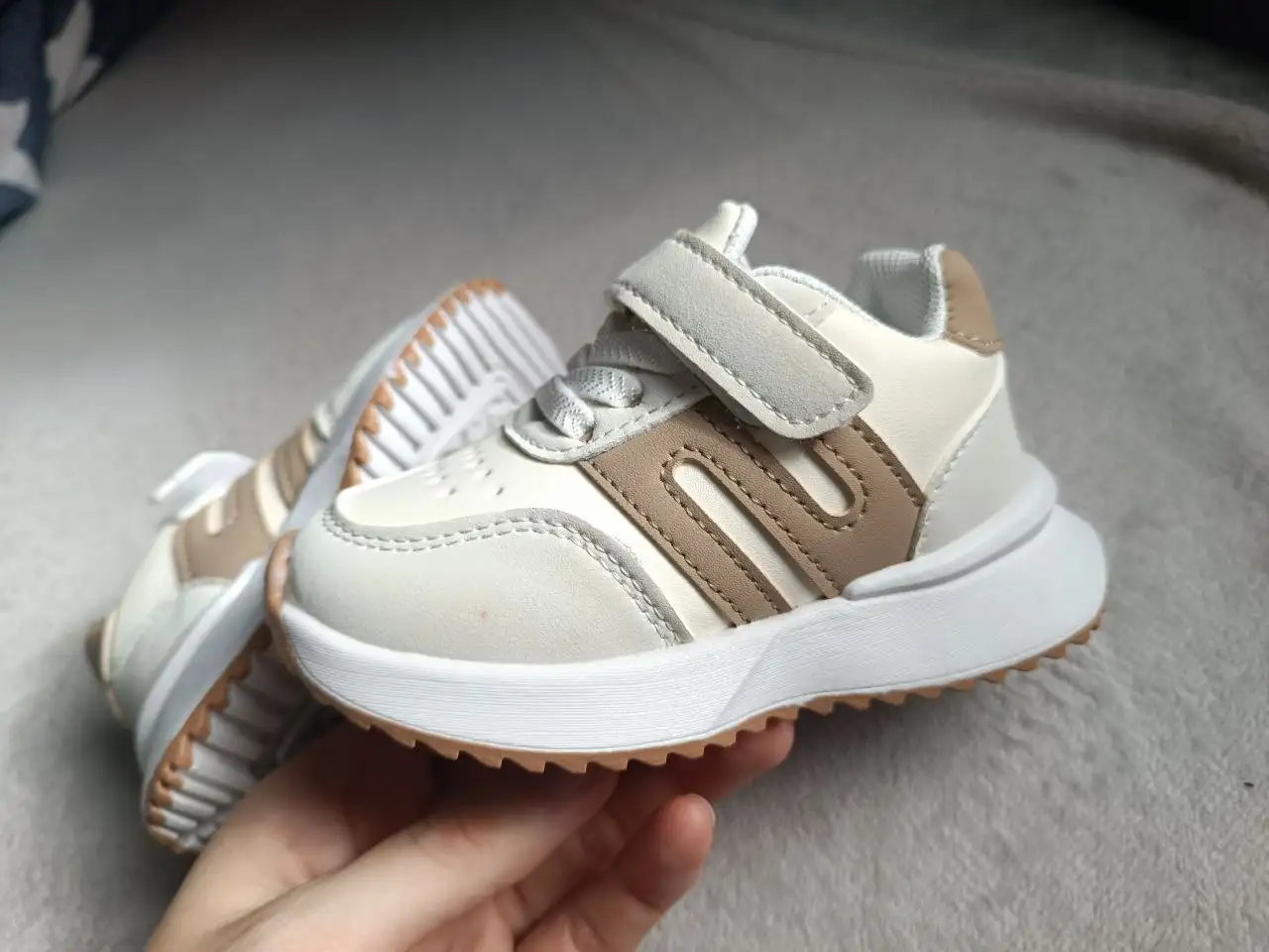 Продам детские кросовки 21 размера - Обувь (Товары для детей) в Ставрополь