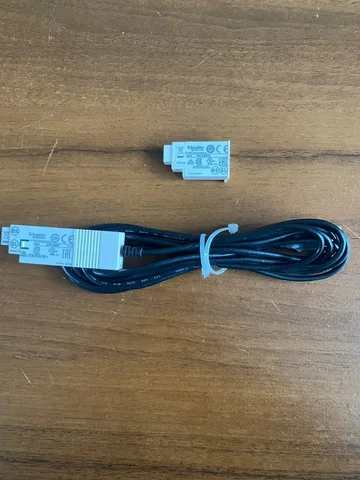 Кабель Zelio Logic Schneider Electric SR2USB01 для программирования контроллеров - частное объявление в Ставрополь