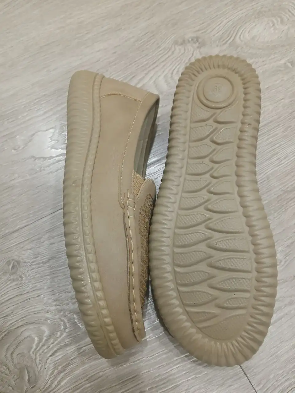 Туфли новые р.38-39 на широкую ножку - Обувь (Одежда) в Ставрополь