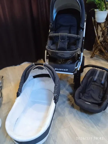 Продажа коляски 3 в 1 в отличном состоянии - Стульчики для кормления в Ставрополь