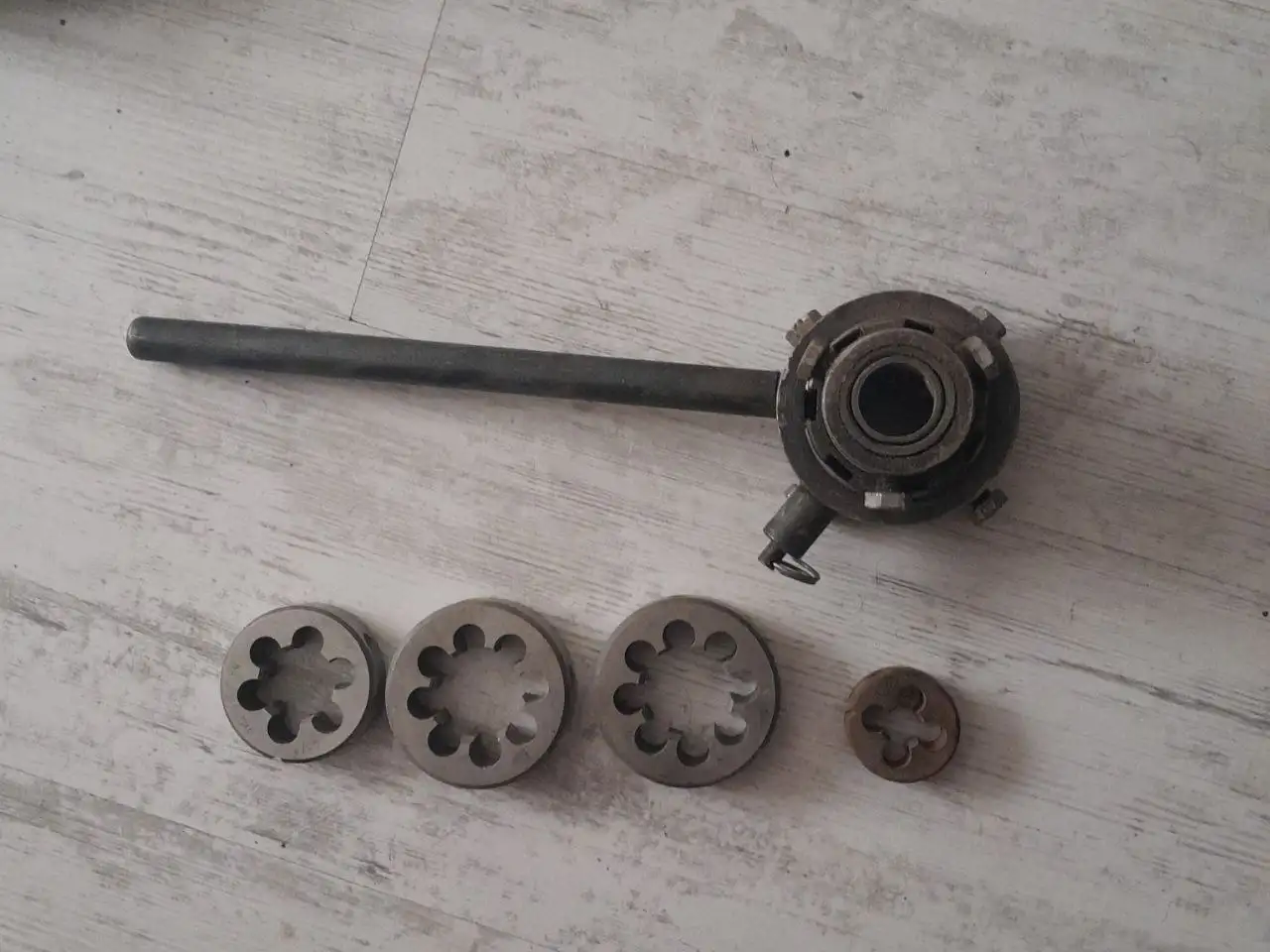 Продажа лифт-комплекта передней подвески Нива и трещотки для плашек - Подвеска (Запчасти) в Ставрополь