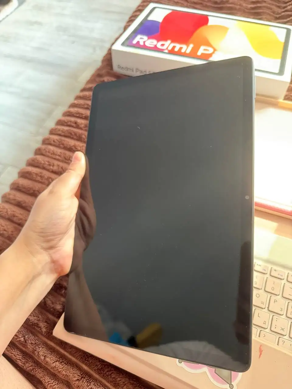 Продам планшет Redmi Pad SE с аксессуарами - Планшеты (Электроника) в Ставрополь