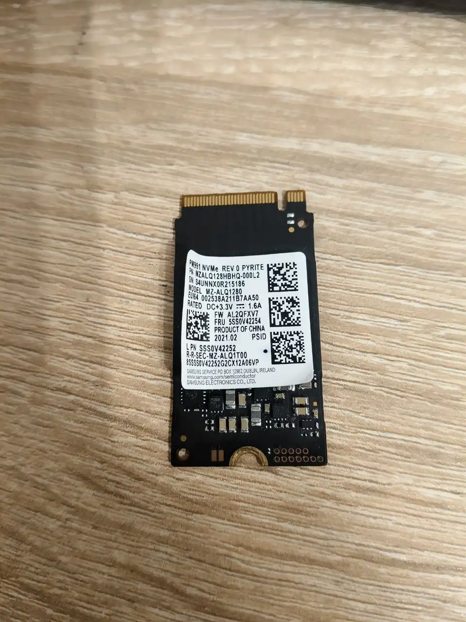 Продажа NVMe дисков Samsung 128ГБ и 256ГБ - Компьютерные комплектующие (Электроника) в Михайловск