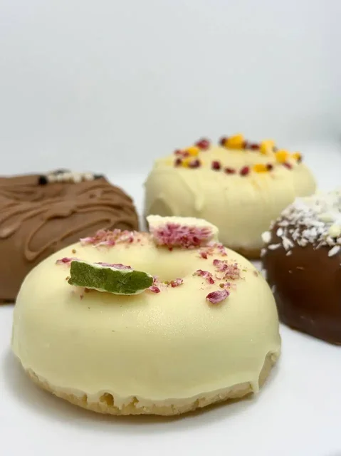 Продажа кондитерских изделий в Ставрополе - Двери в Ставрополь