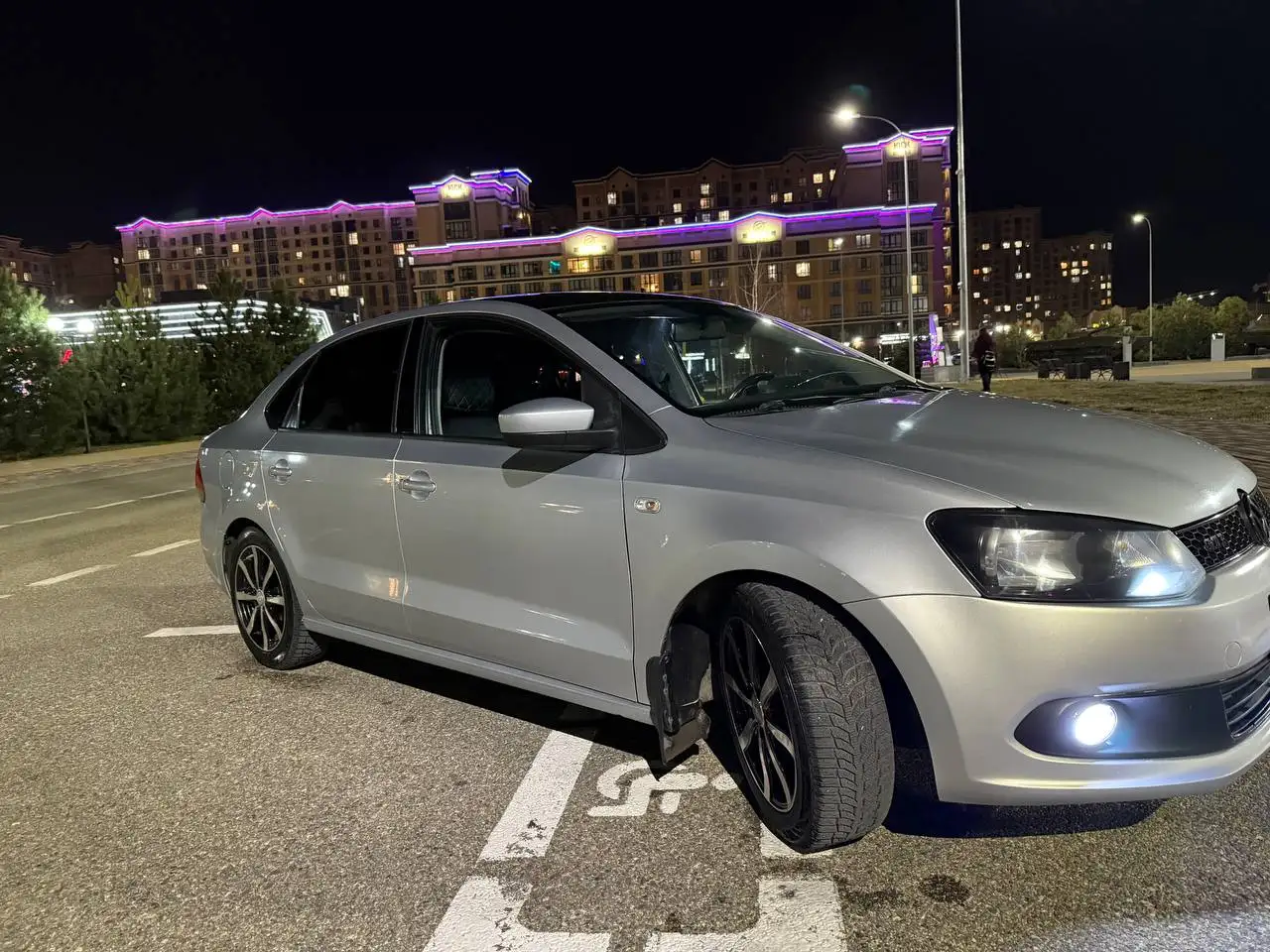 Volkswagen POLO 2013 года в достойном состоянии - Легковые автомобили (Авто) в Ставрополь