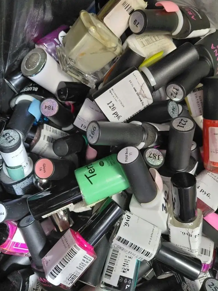 Комплект материалов для маникюра и наращивания ногтей - Барахолка в Ставрополь