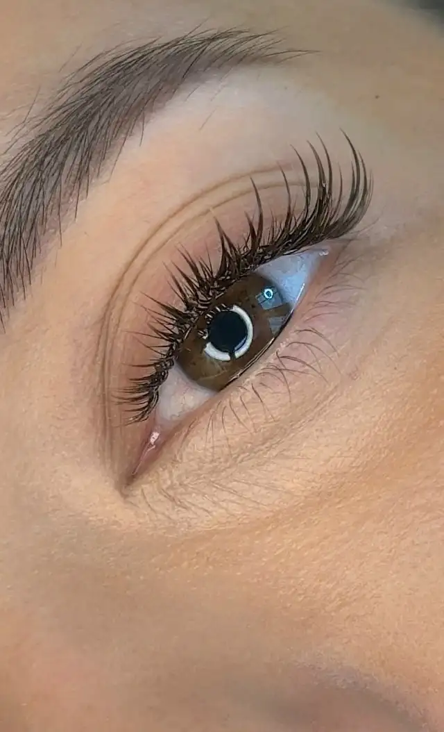 Наращивание и ламинирование ресниц в Ставрополе - Наращивание ресниц (Красота и здоровье) в Ставрополь