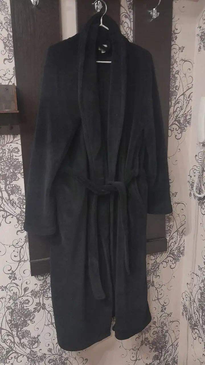 Мужской халат Kuchenland размер L/XL - Мужская одежда (Одежда) в Ставрополь