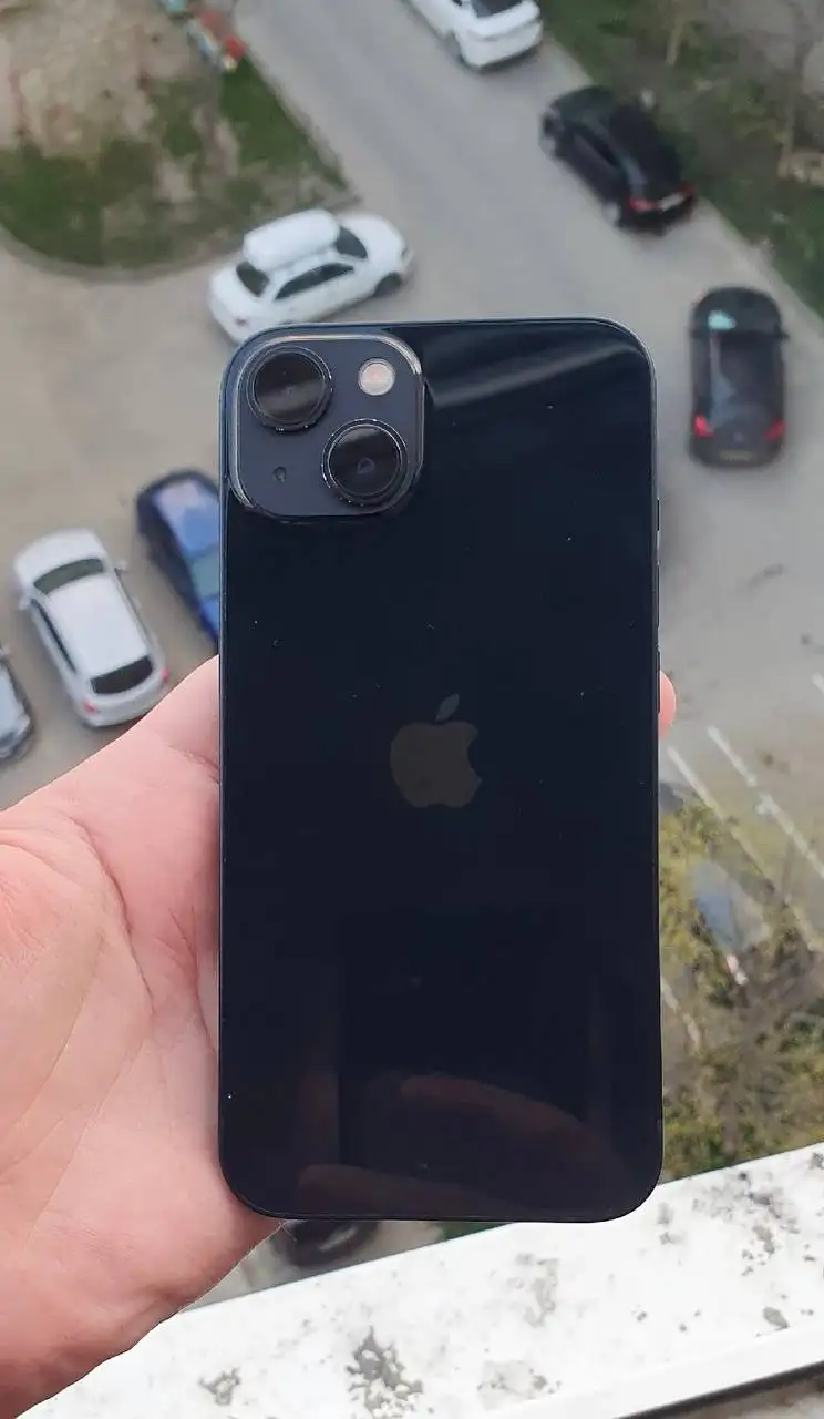 Айфон 13 в хорошем состоянии - Смартфоны и телефоны (Электроника) в Ставрополь